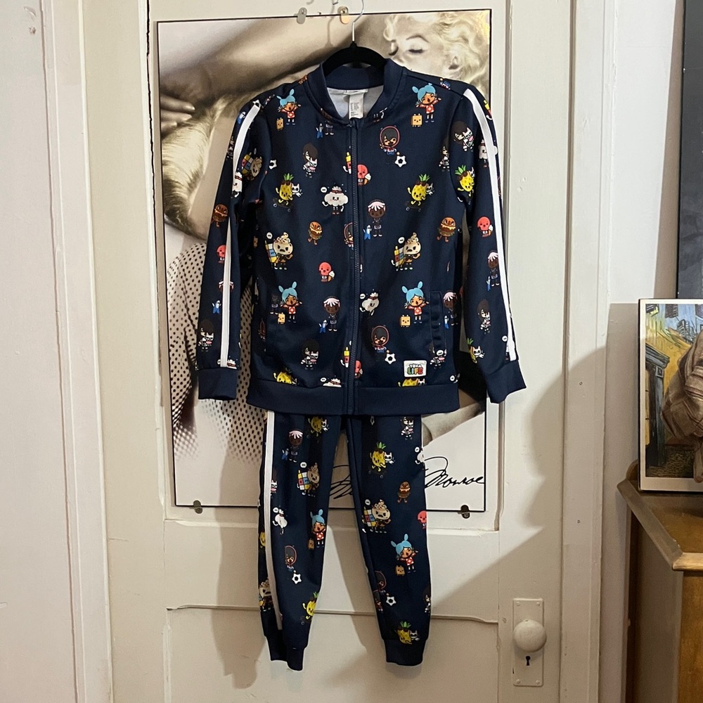 2/35$ Toca Life H&M Navy Kids Character Zip-Up set with Multicolor Prints